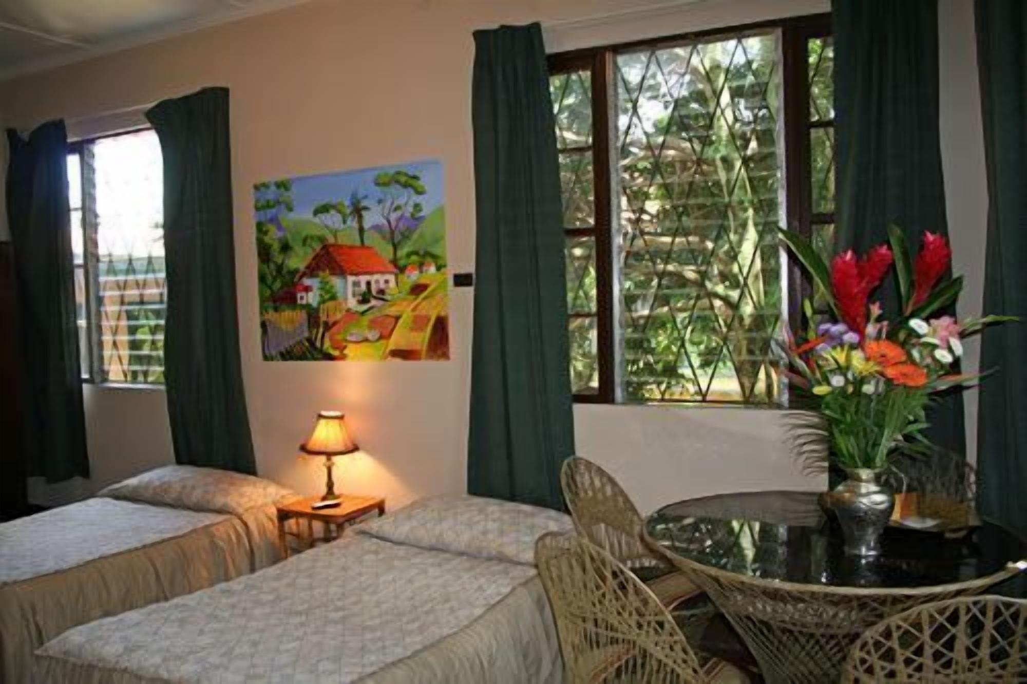 Hemingway Inn San Jose  Luaran gambar